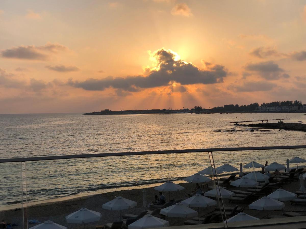 Casa Del Sol Townhouse In Iris Village Paphos Luaran gambar