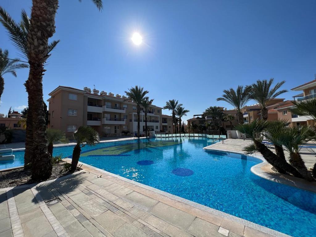 Casa Del Sol Townhouse In Iris Village Paphos Luaran gambar