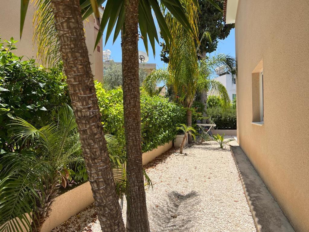Casa Del Sol Townhouse In Iris Village Paphos Luaran gambar