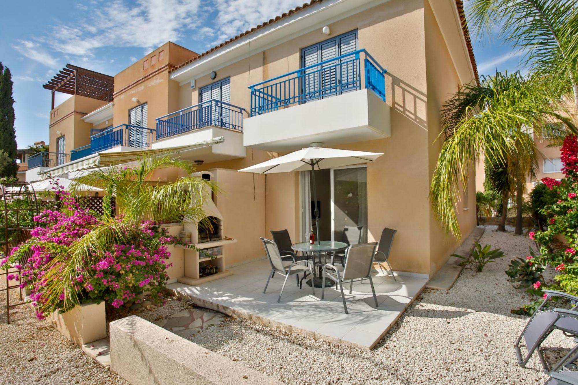 Casa Del Sol Townhouse In Iris Village Paphos Luaran gambar