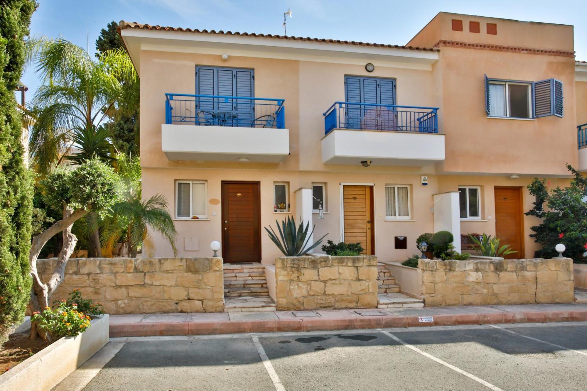 Casa Del Sol Townhouse In Iris Village Paphos Luaran gambar