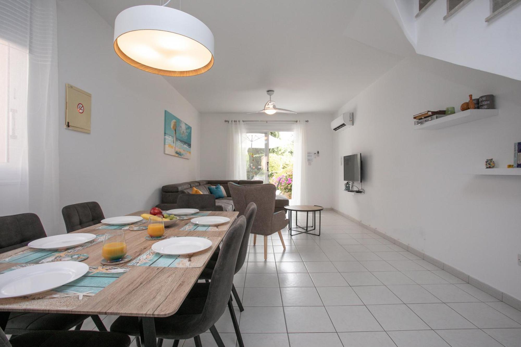 Casa Del Sol Townhouse In Iris Village Paphos Luaran gambar