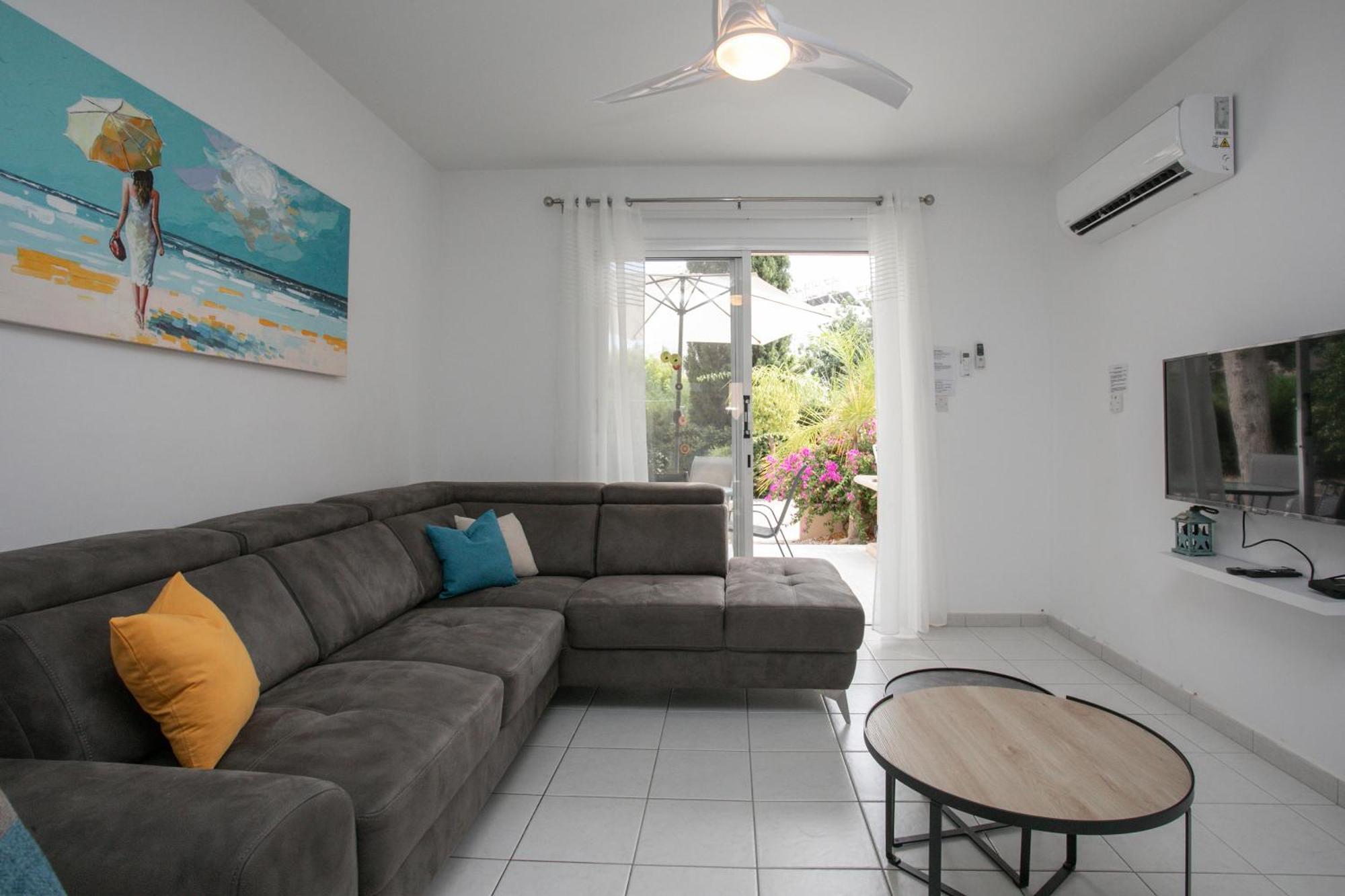 Casa Del Sol Townhouse In Iris Village Paphos Luaran gambar